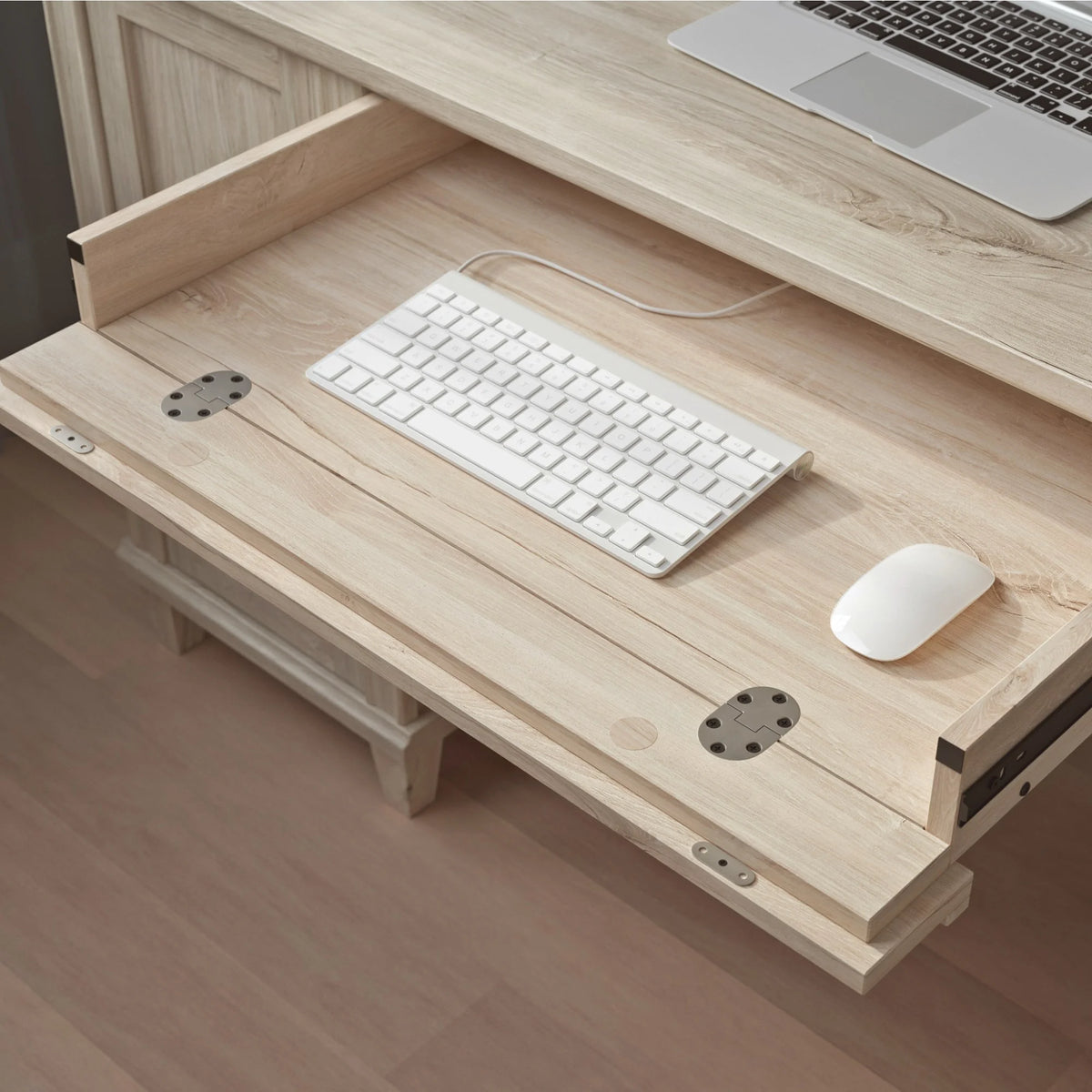 Engineered Wood Computer Desk in Chalk Oak X6861