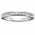 10K White Gold Diamond Wedding Band Size 7 T82552
