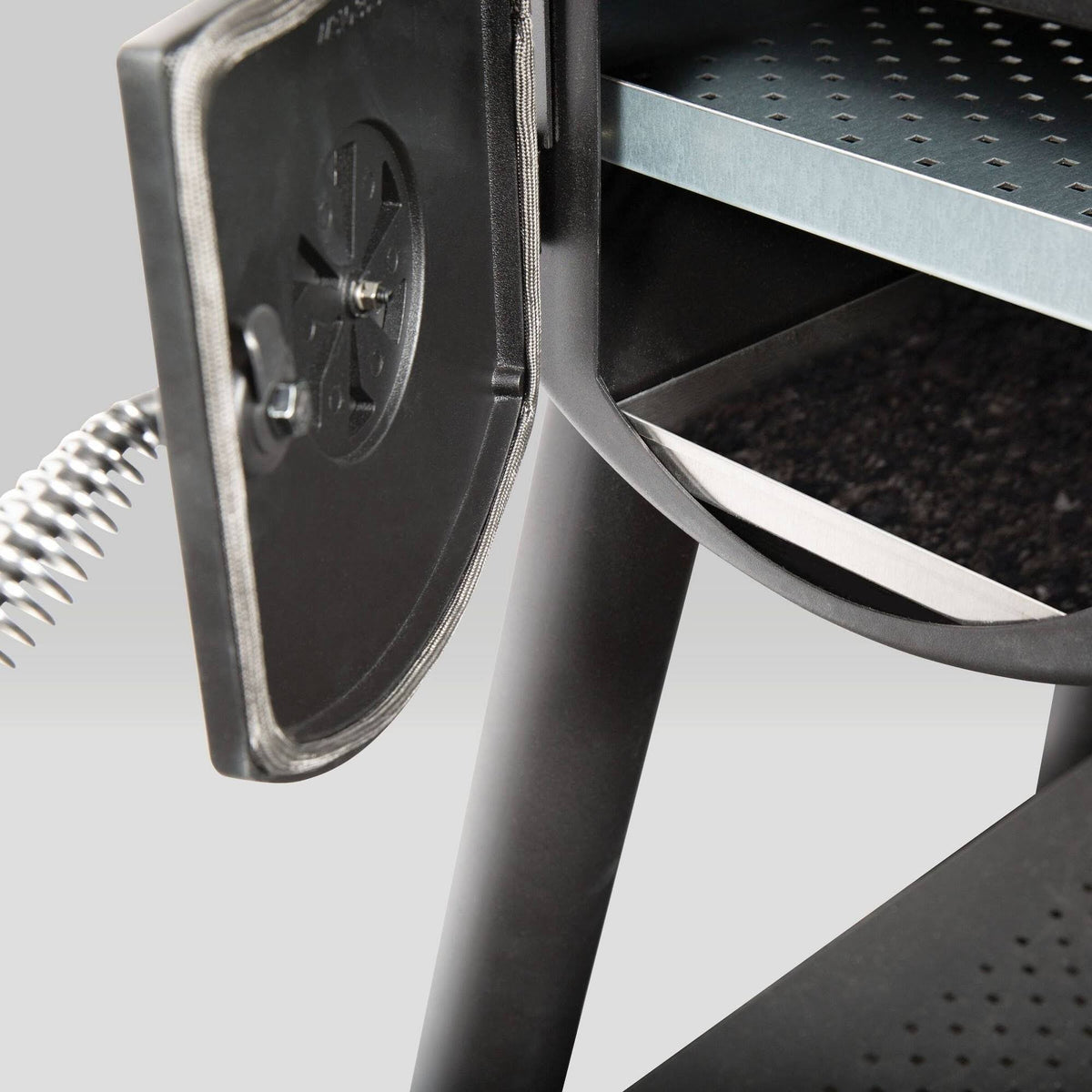 Charcoal Grill XL C460038