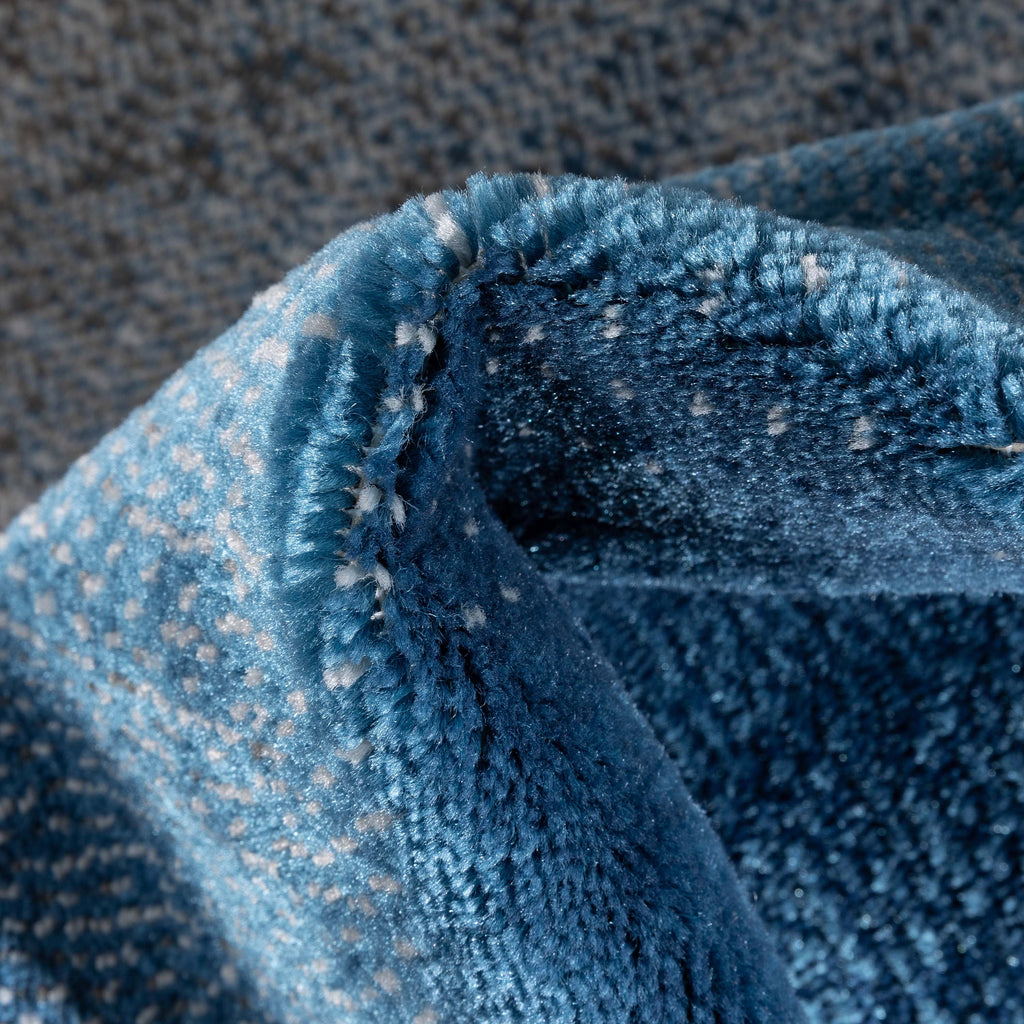 Blue 7'10" x 9'10" Area Rug A882