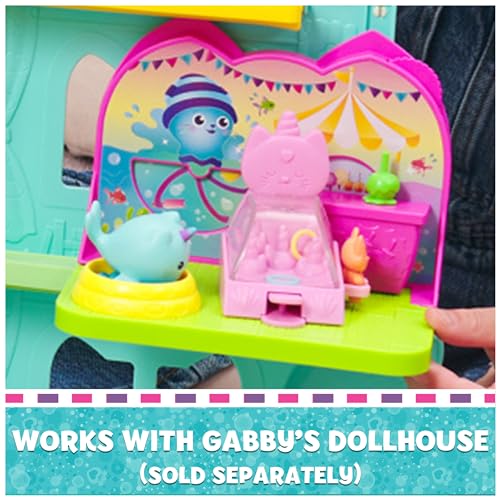 Kitty Narwhal’s Carnival Room with Toy Figure, Surprise Toys and Dollhouse Furniture Y50103