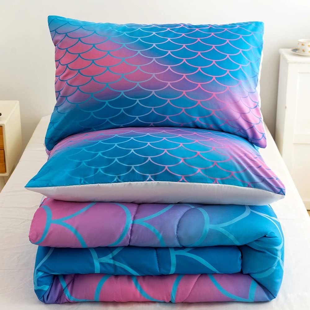 Twin Size Rainbow Scales Reversible Microfiber Comforter Set P442