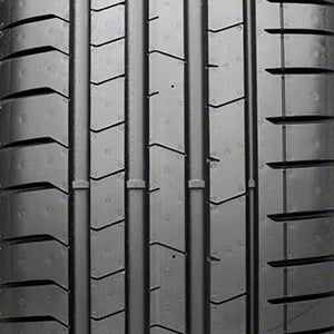 235/50R19 99W High Performance Tire N49040
