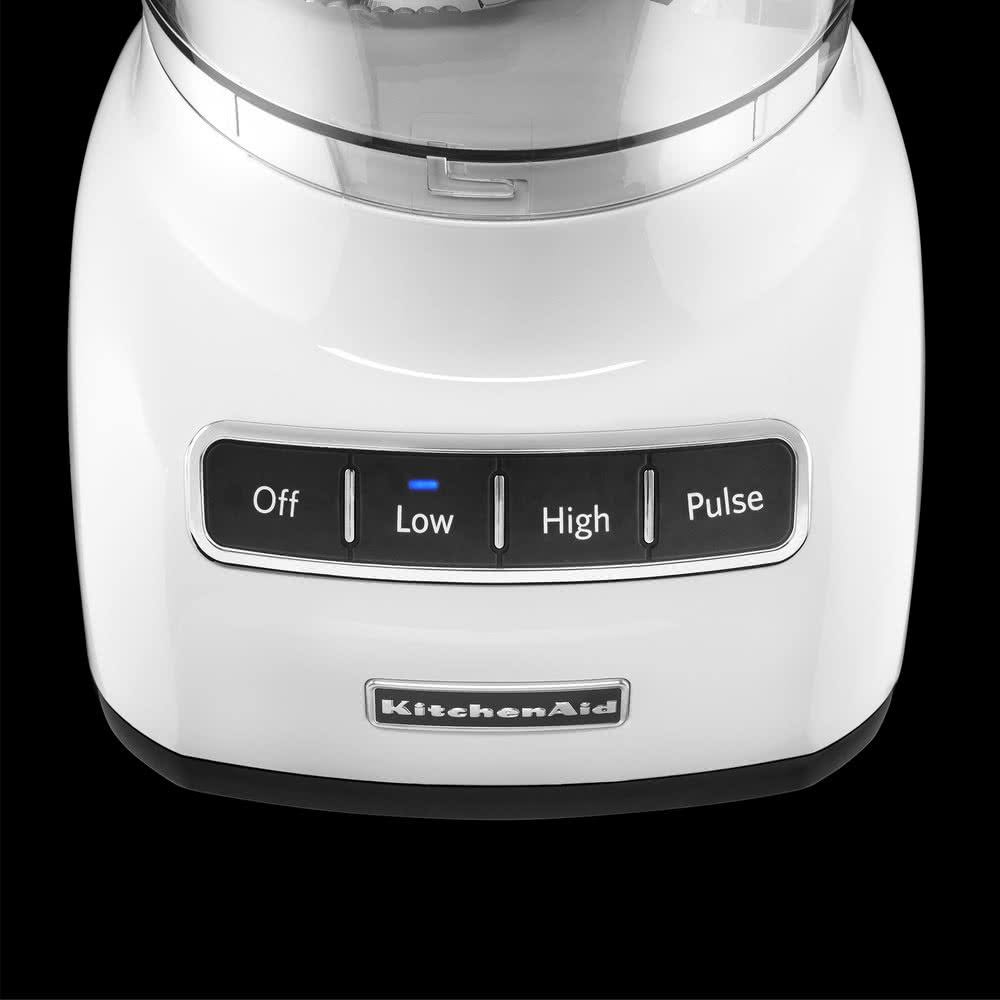 White 9 Cup Food Processor E615