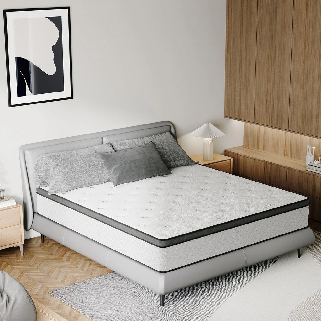 Queen Gel Memory Foam Mattress M581