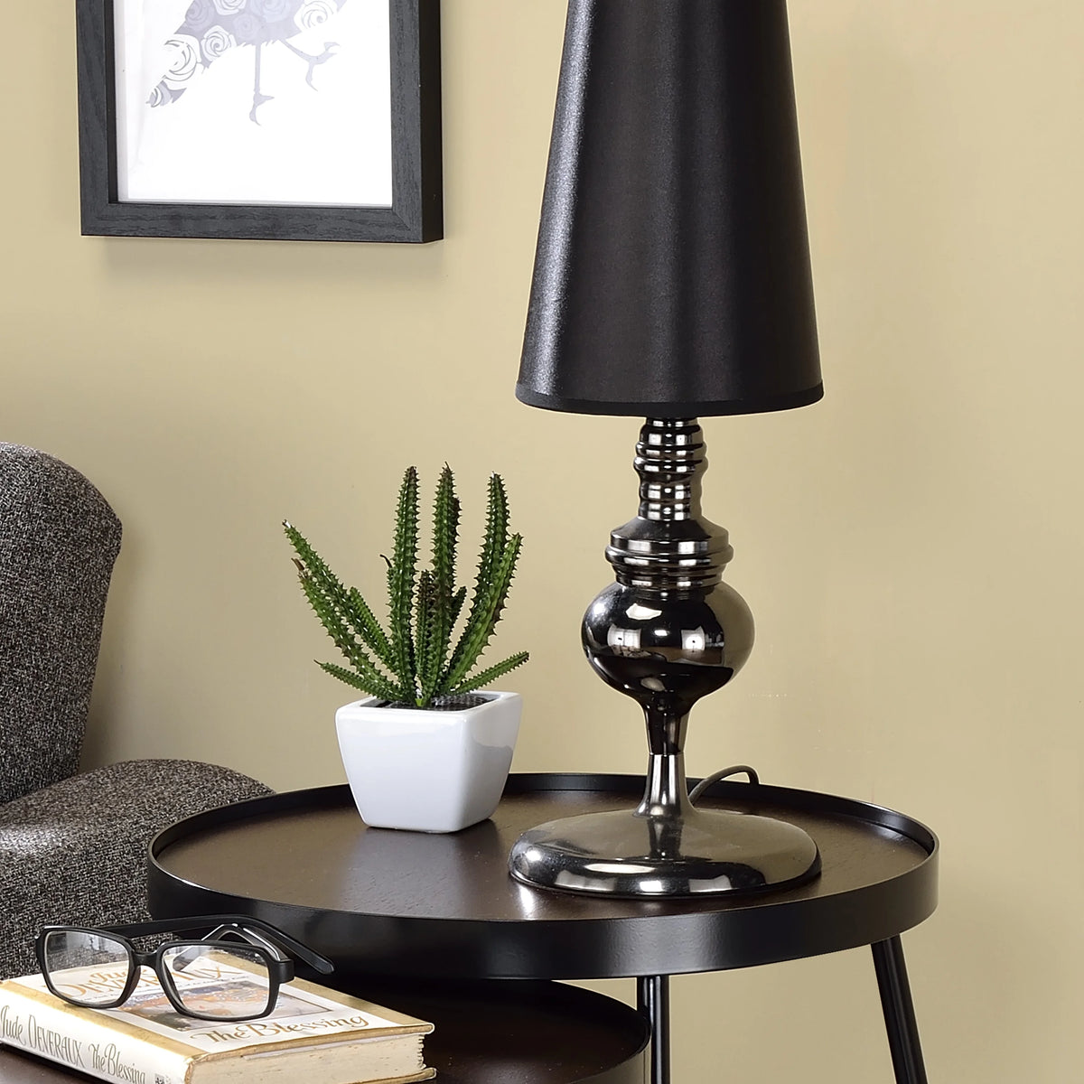 Matte Black Steel 2-Piece Nesting Tables Set J41016