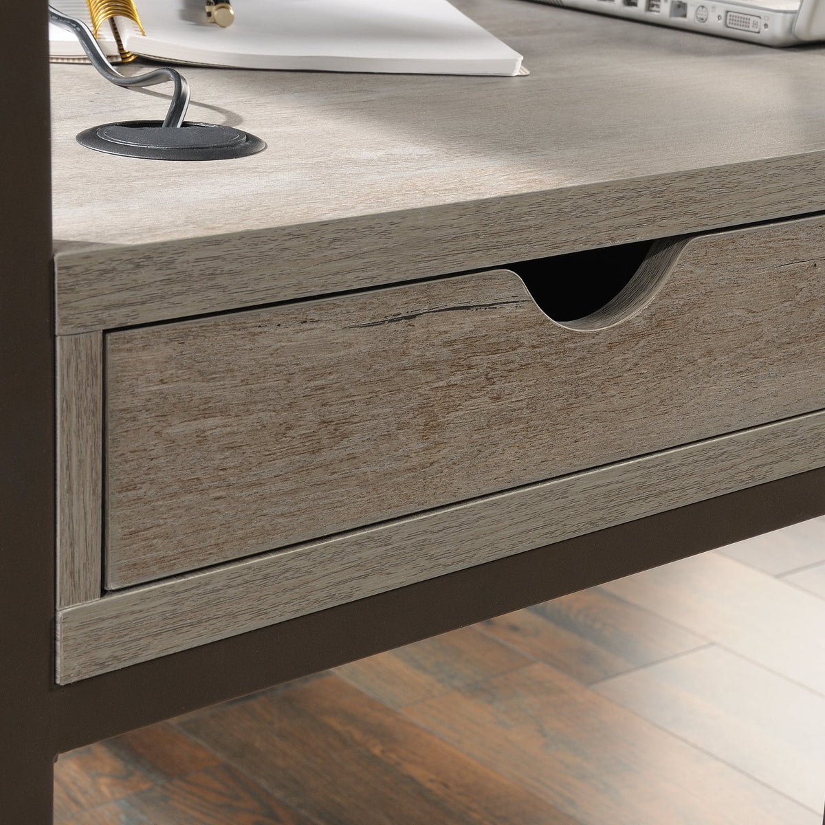 L-Shaped Desk X319