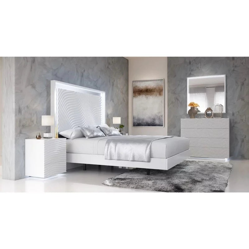 White King Size 5-Piece Bedroom Set C9658