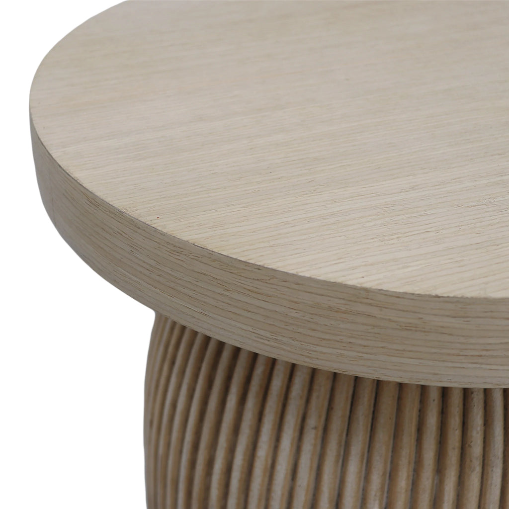 Round End Table R9951