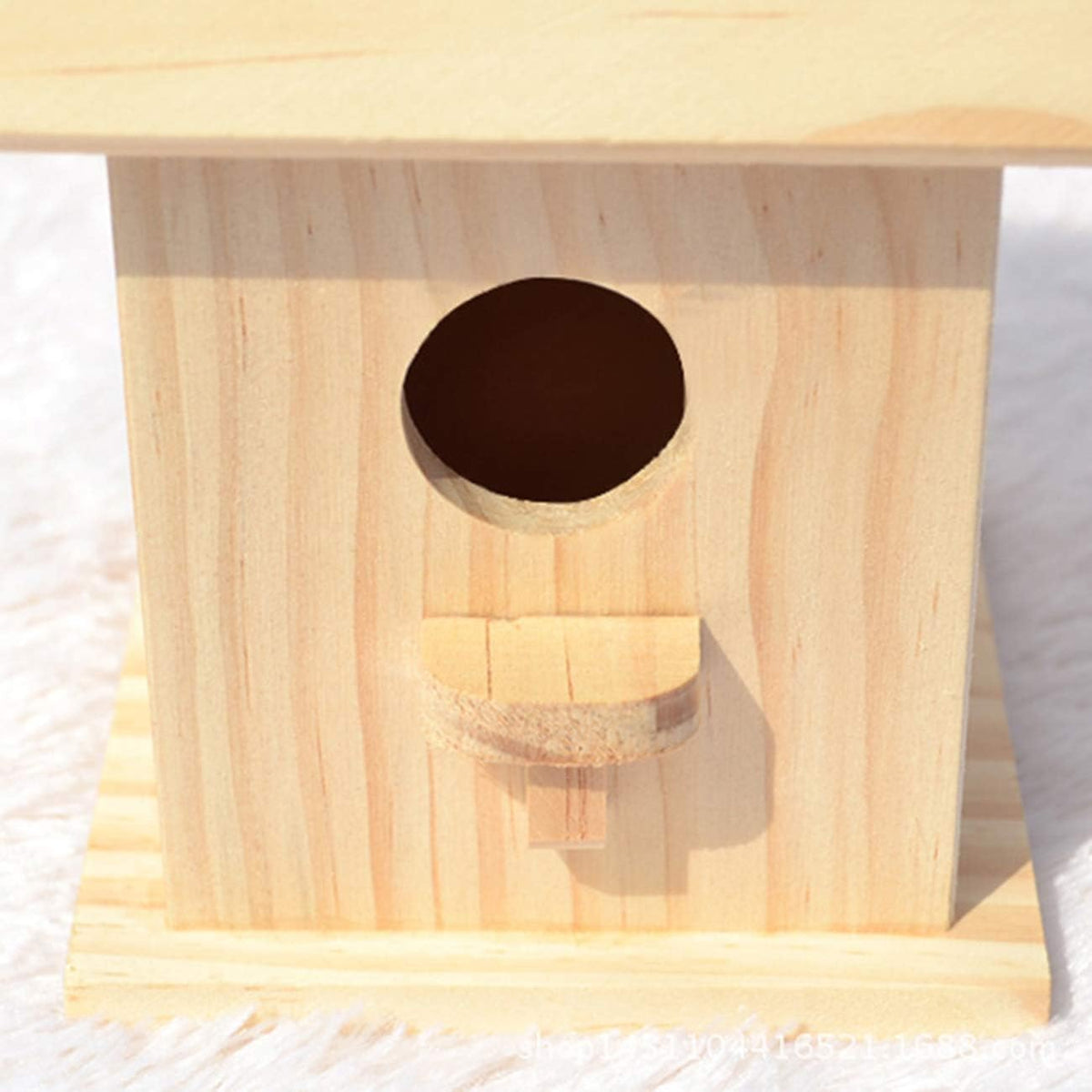 Wooden Hanging Birdhouse D5869