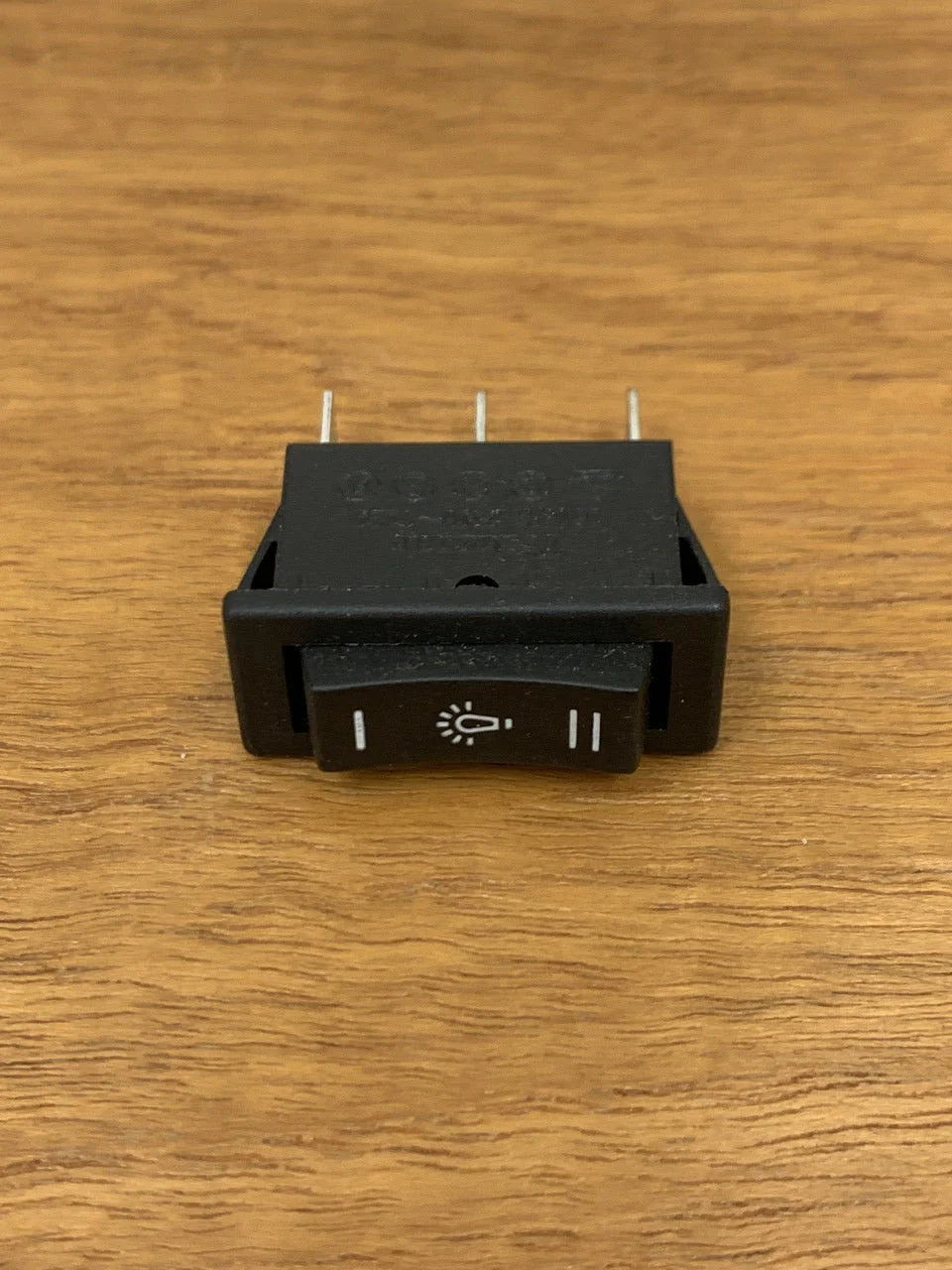 Light Switch 3 Terminals S506