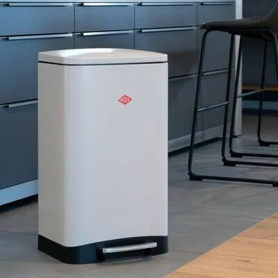 10.57 Gallon Step on Trash Can Cool Gray O1174