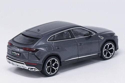 Grey 1/18 Diecast Model Car L606919