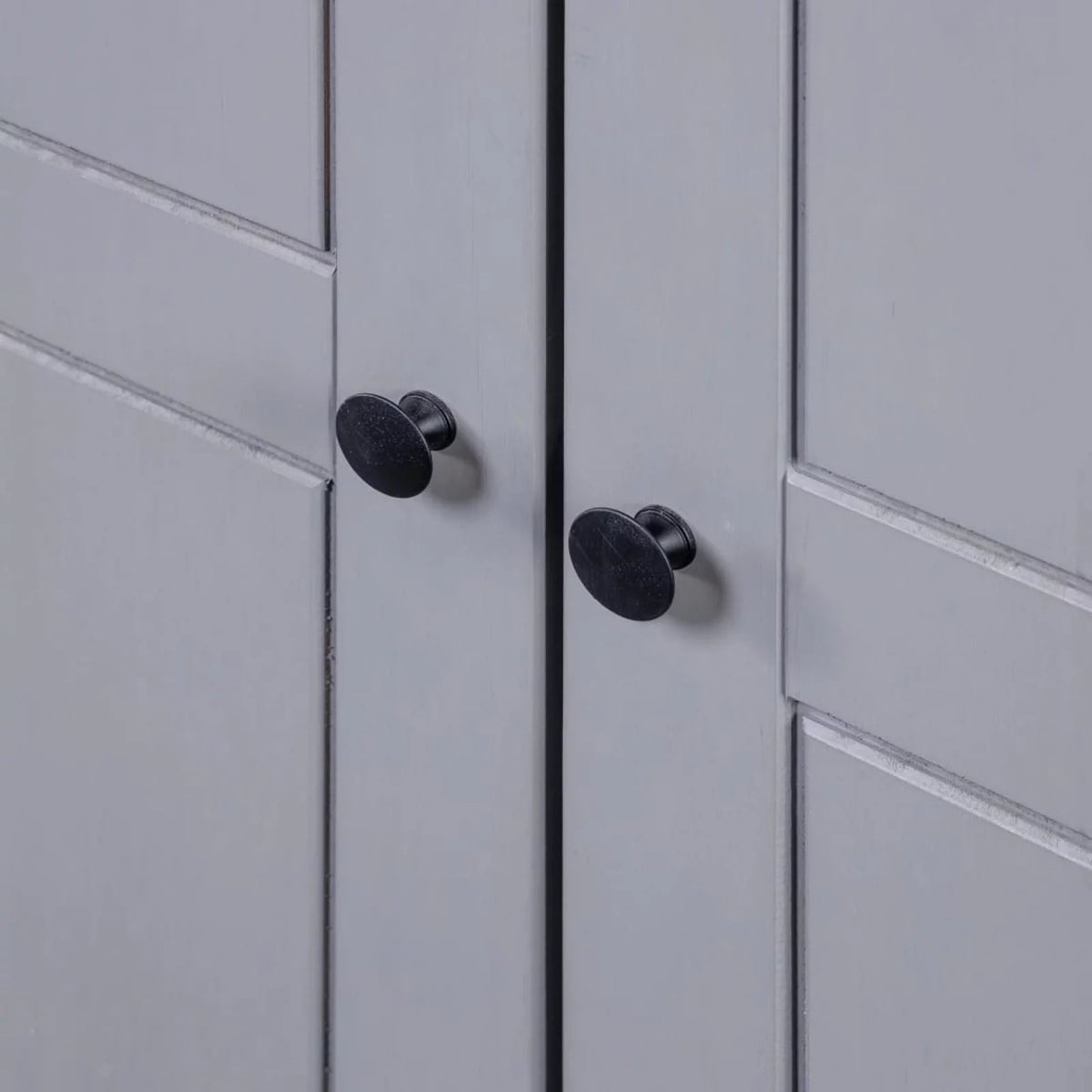 3-Door Gray Pine Wardrobe E897565