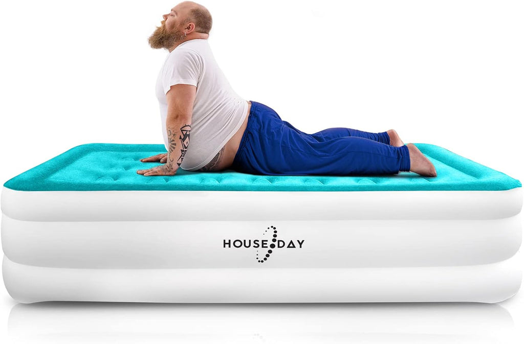 Queen Inflatable Air Mattress with Built-in Pump A402366
