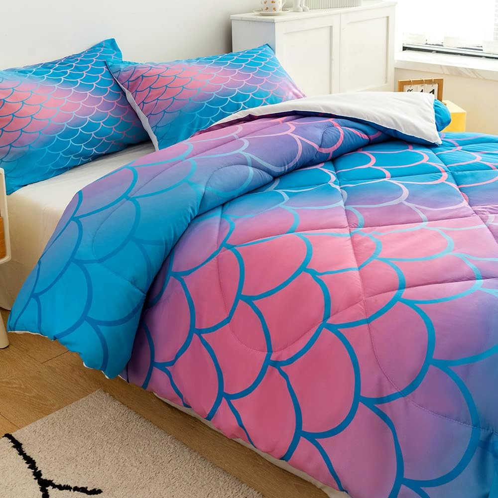 Twin Size Rainbow Scales Reversible Microfiber Comforter Set P442