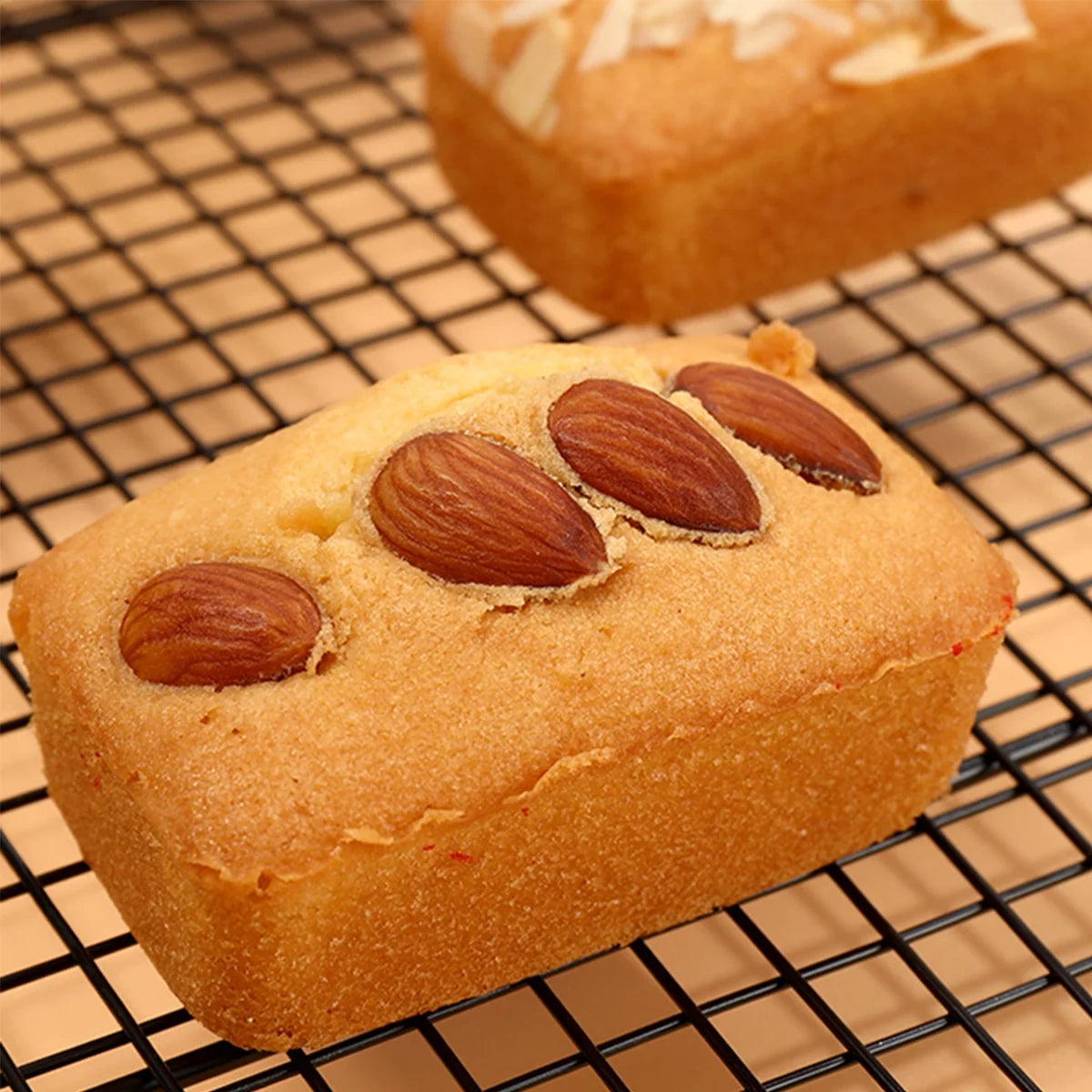 Non-Stick Mini Loaf Pan K973715