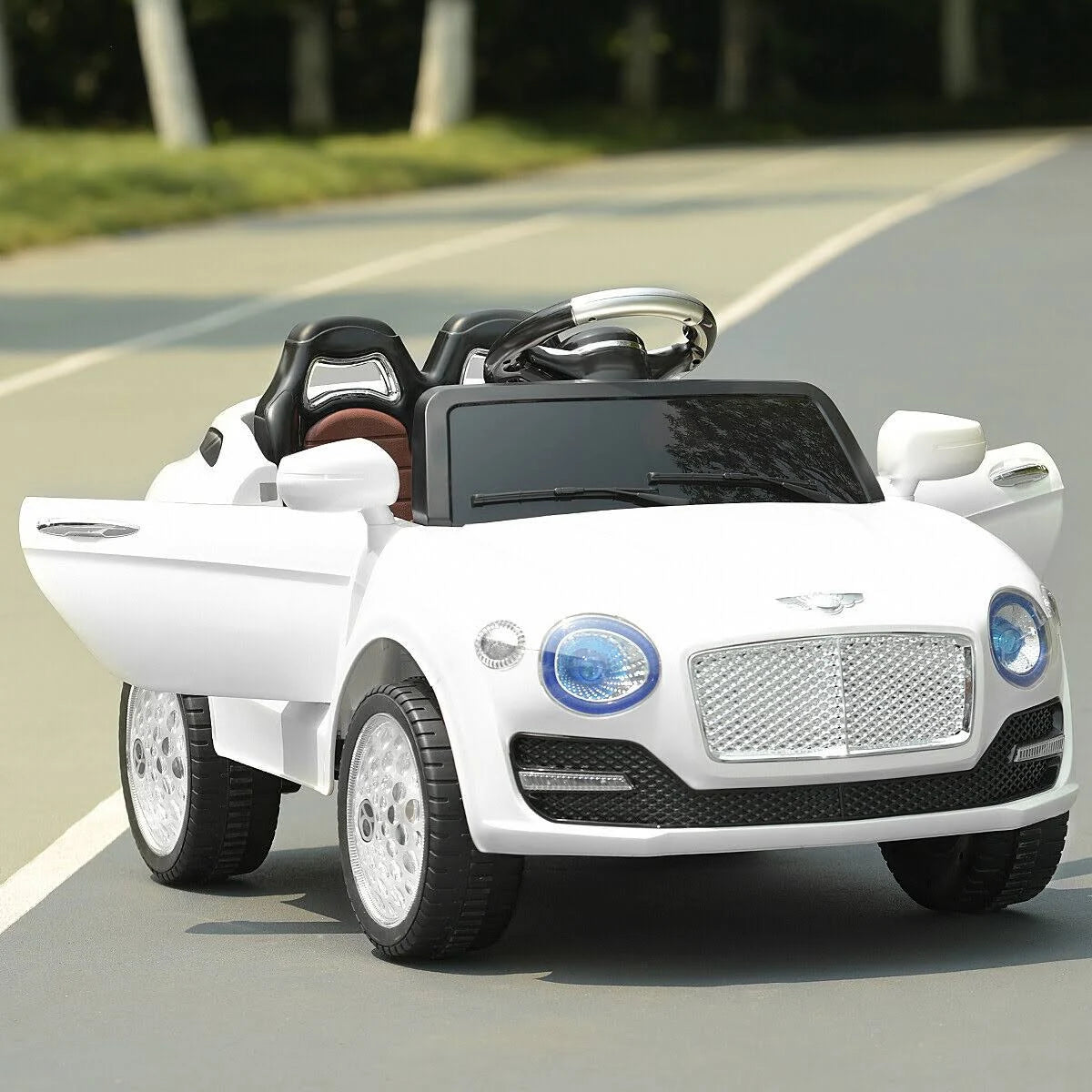 White Kids Ride on Car with Remote Control O199495