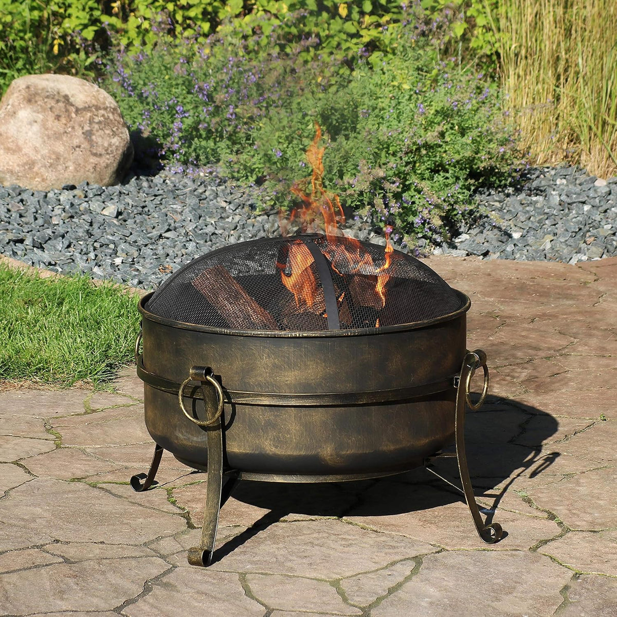 24-Inch Wood-Burning Fire Pit with Spark Screen and Metal Grate C132494