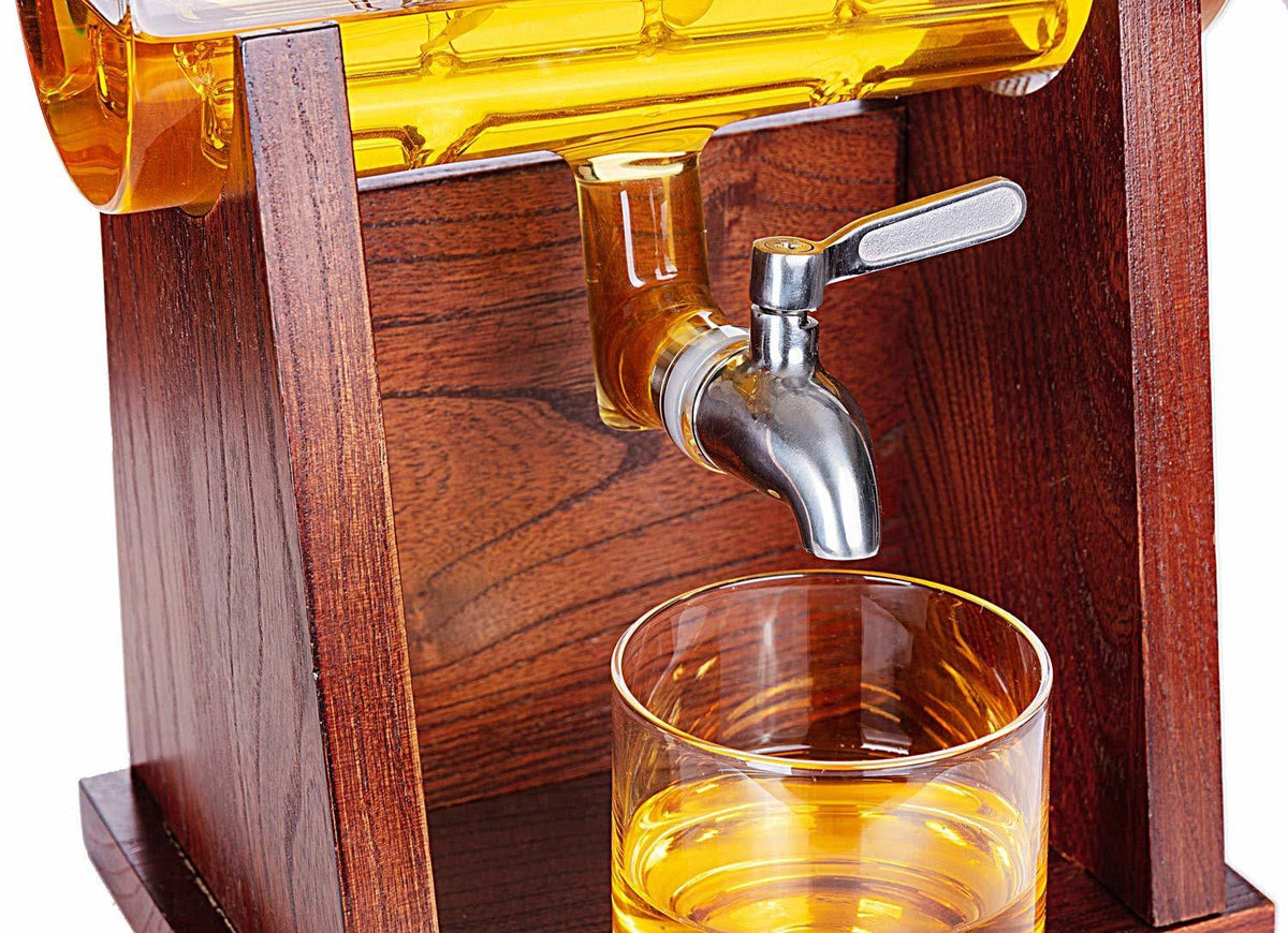1250ml Whiskey Decanter with 2 Whiskey Glasses M201